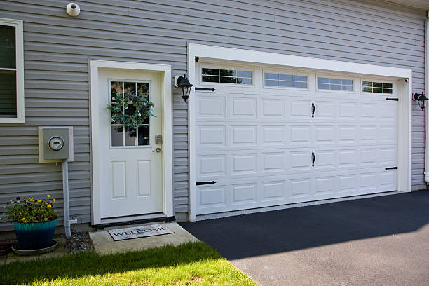 24/7 Emergency Garage Door Panel Replacement experts in Millington, NJ